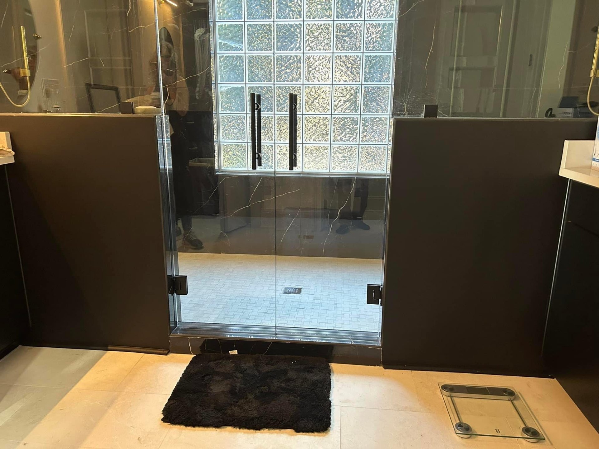 Frameless Glass Enclosure