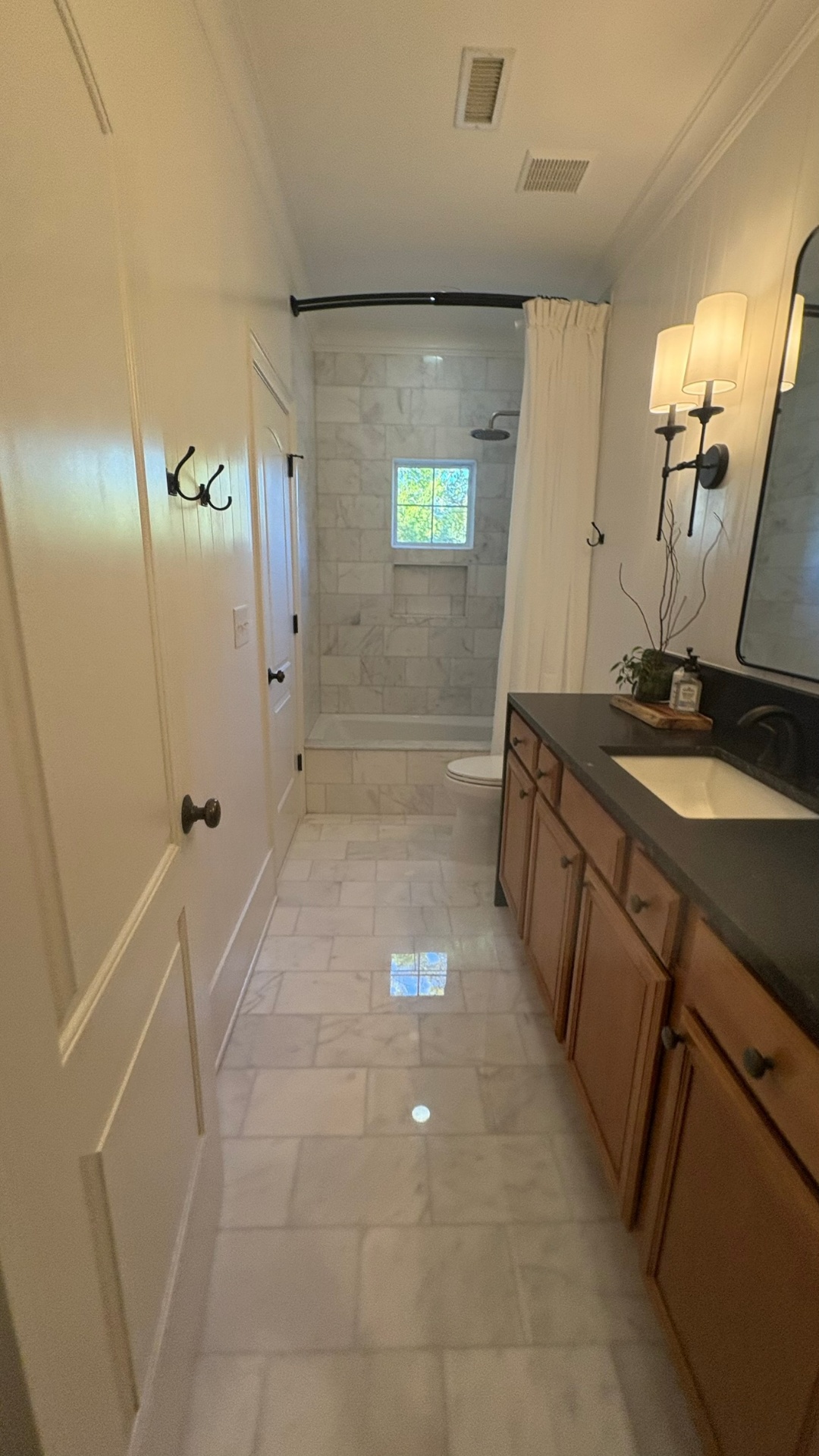 Carrara Hall Bath