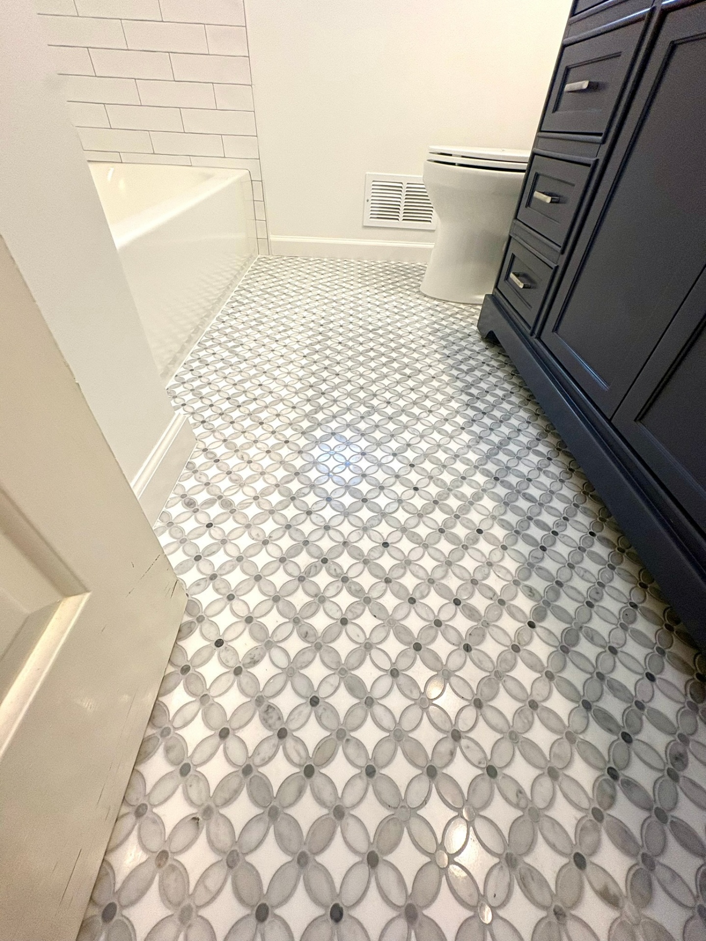 Petal Mosaic Bath Floor