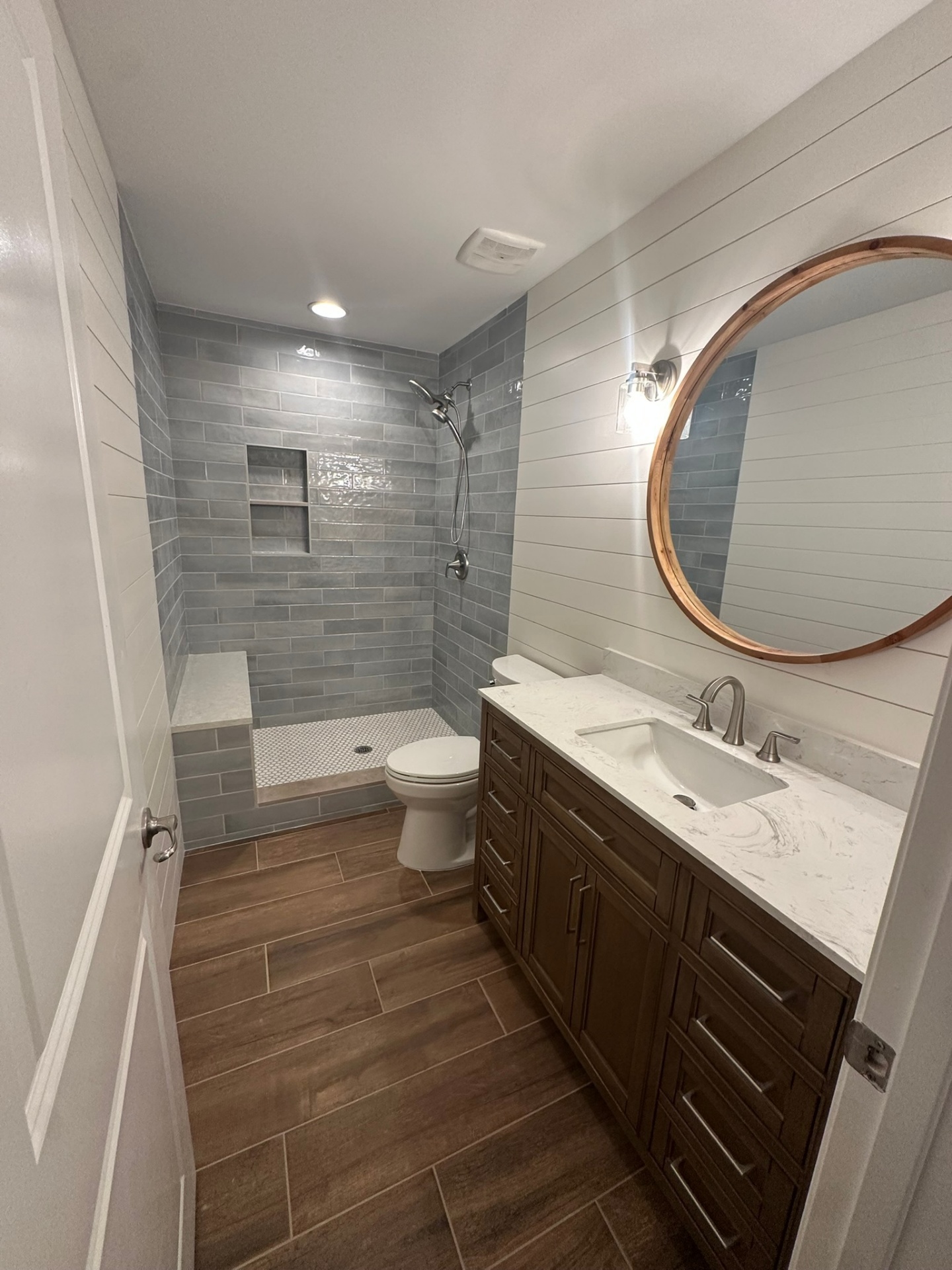 Shiplap &amp; Slate Walk-in